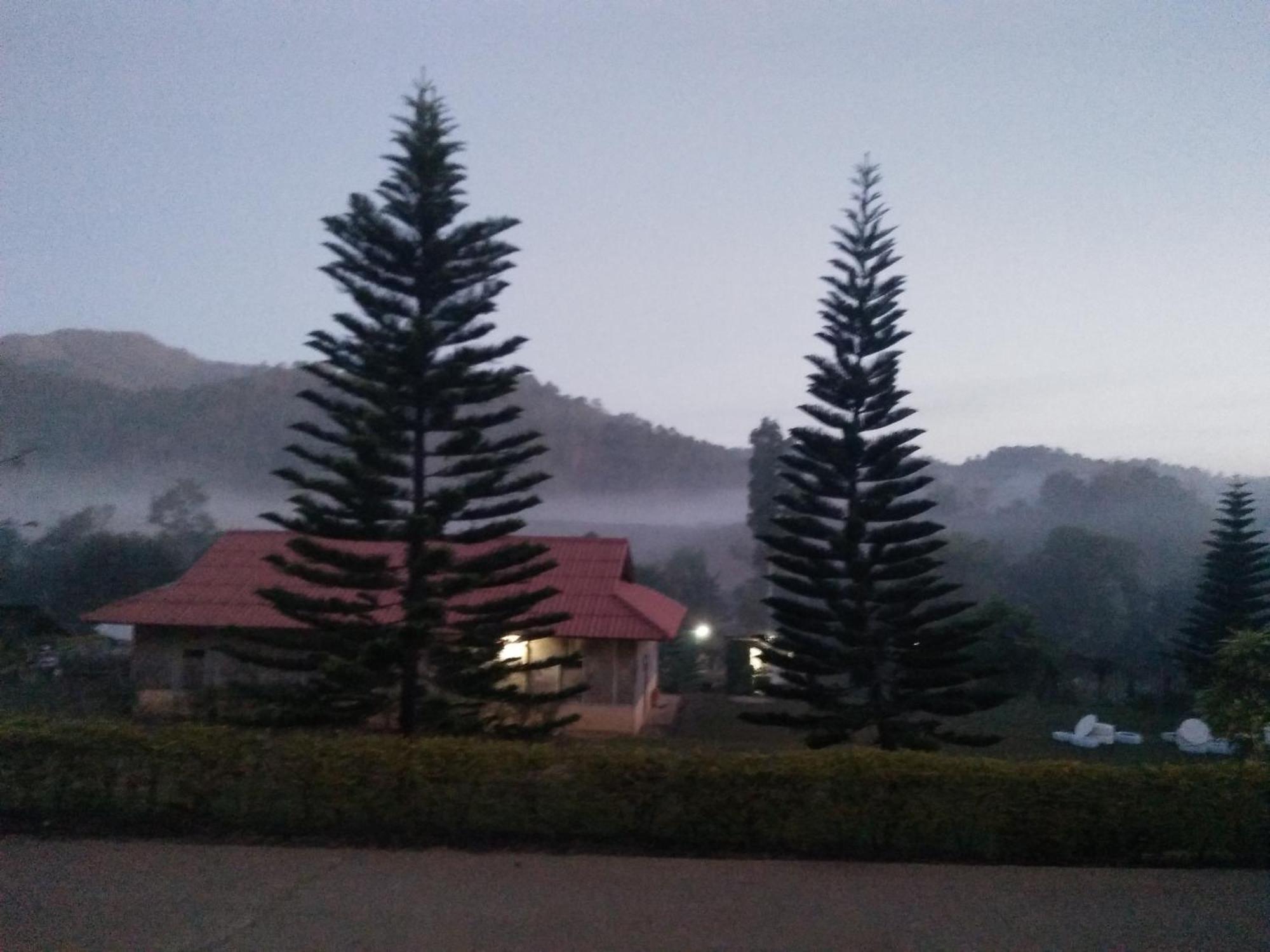 Mong Homestay Resort Pang Ung Εξωτερικό φωτογραφία